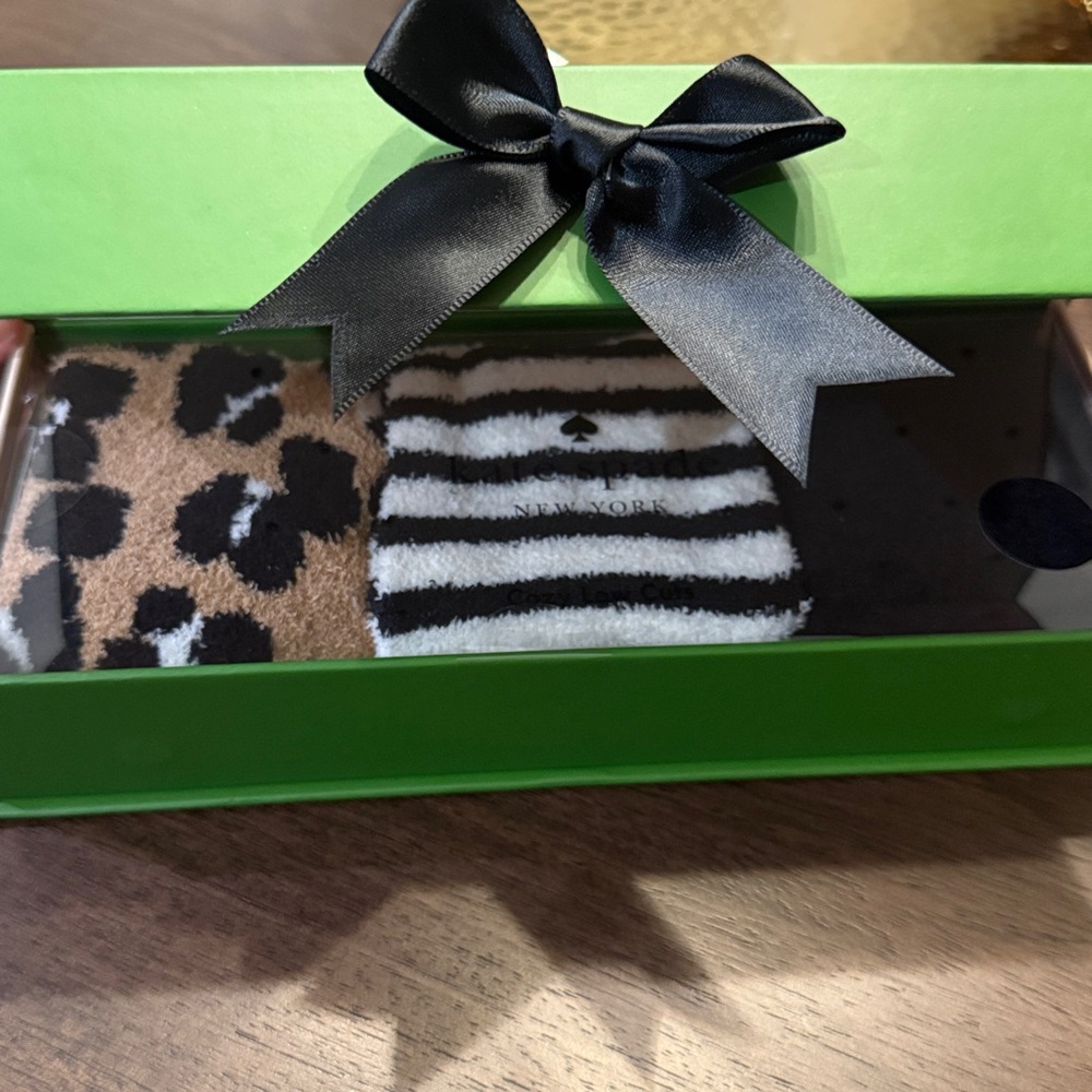 NWT! ♠️ kate spade 3-pair gift set cozy low socks. Limited edition KS gift box!